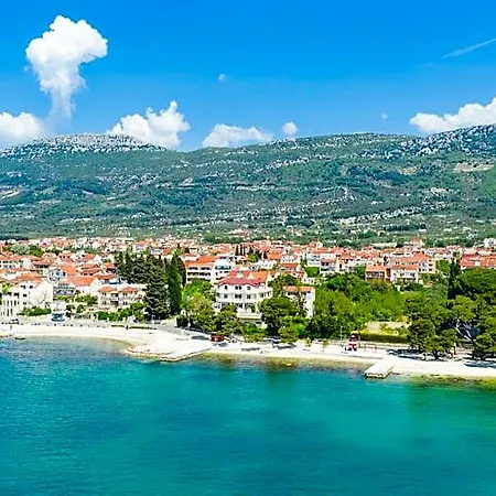 Riva Kastela With Swimming Pool